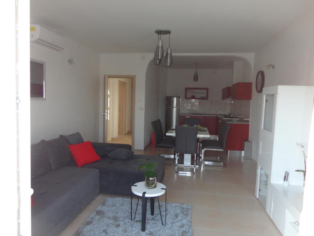 Apartman Bozic Apartment *